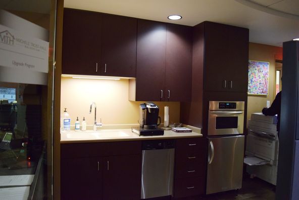 Casper Office Building: 550 N Poplar St, Casper, WY 82601